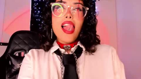 Willow                      Hours 12pm to 630pm Colombian time FRIDAY AND SUNDAY FREE DAYS online show from March 2025 05:49:01 PM