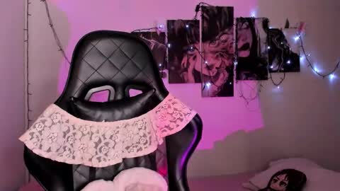 Willow                      Hours 12pm to 630pm Colombian time FRIDAY AND SUNDAY FREE DAYS online show from November 2025 05:33:02 PM