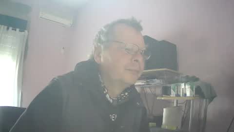 Snapshot of pol22010 chatting on July 2026 06:38:02 PM Polako online show from July 2026 06:38:02 PM