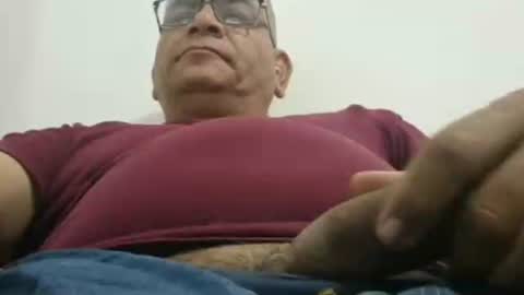 poli online show from October 2025 01:24:02 AM