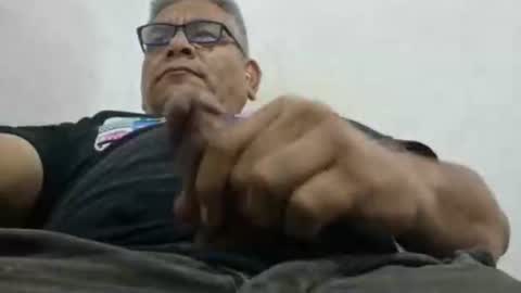 poli online show from December 2025 01:16:02 PM