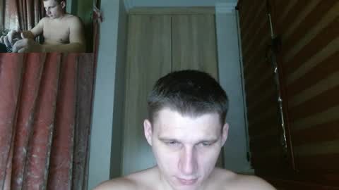 Poliglotjoe2 online show from April 2026 06:21:01 PM