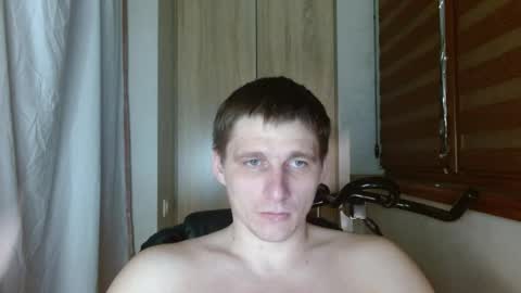 Poliglotjoe2 online show from June 2026 10:29:01 AM
