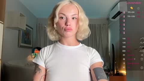 Snapshot of polino4ka69 chatting on June 2026 11:24:02 PM polino4ka69 online show from June 2026 11:24:02 PM