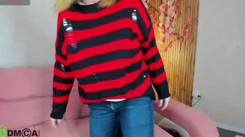 Polly online show from February 2026 01:03:01 AM