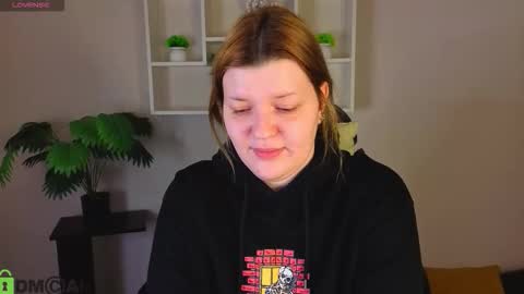 Polly online show from February 2026 01:04:02 AM