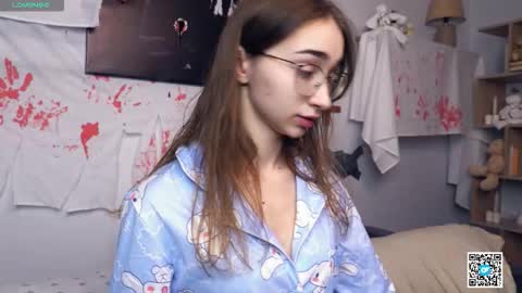 Polly online show from November 2025 07:22:01 AM