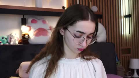 Polly online show from February 2026 07:34:01 AM