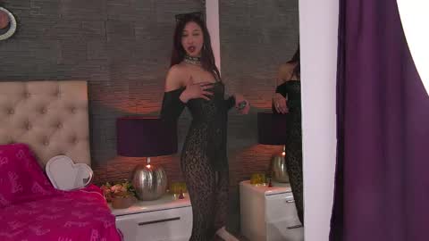 polly_curiouss online show from May 2026 04:03:01 PM