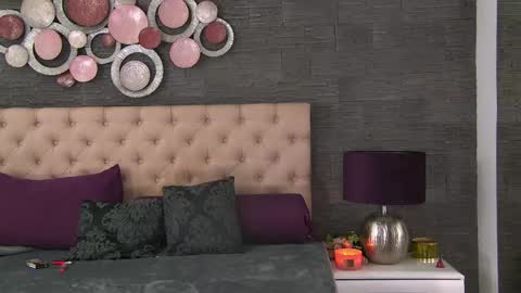 polly_curiouss online show from May 2026 03:51:02 PM