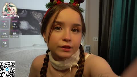 Snapshot of polly_dollie_ chatting on December 2024 08:07:01 PM Renet online show from December 2024 08:07:01 PM