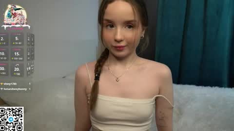 Snapshot of polly_dollie_ chatting on February 2025 08:11:02 PM Renet online show from February 2025 08:11:02 PM