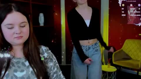 polly_more online show from April 2026 01:42:02 AM