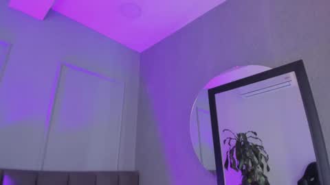 Snapshot of pollybabe_ chatting on October 2025 10:47:02 AM POLLY online show from October 2025 10:47:02 AM