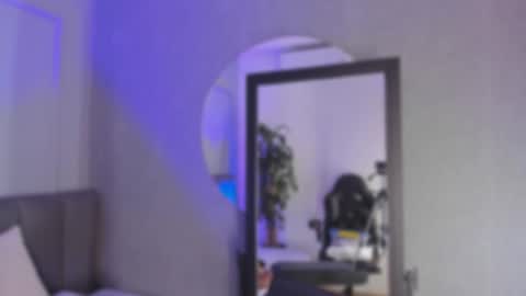 Snapshot of pollybabe_ chatting on October 2025 10:38:02 AM POLLY online show from October 2025 10:38:02 AM