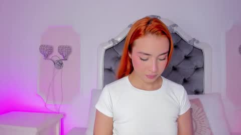 Carolina online show from November 2025 03:37:02 AM