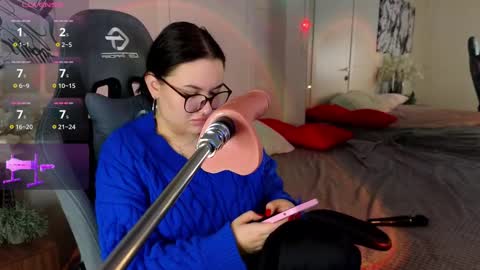 Snapshot of pollyshmidt chatting on December 2024 03:29:02 AM pollyshmidt online show from December 2024 03:29:02 AM