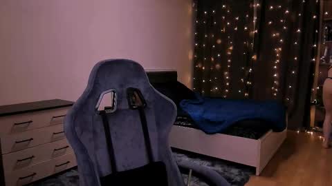 Megan.online  online show from December 2025 03:17:02 PM