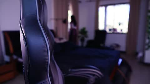  - Help me Reach 100 thumbs up  online show from January 2025 09:36:01 PM