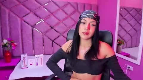 Snapshot of poly_sasha_ chatting on September 2025 03:52:01 AM poly sasha online show from September 2025 03:52:01 AM