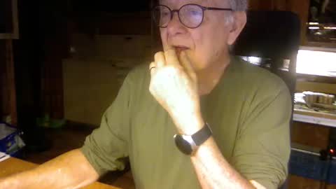 pomme1949 online show from October 2025 11:01:01 AM