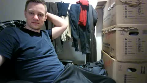 pommesmiteiscreme online show from December 2025 11:56:01 PM