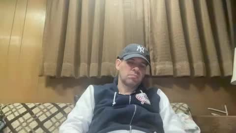 Snapshot of ponchynyc chatting on October 2025 04:19:02 AM PONCH online show from October 2025 04:19:02 AM