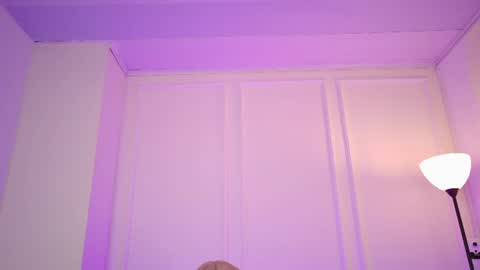 Snapshot of pop_eclipse chatting on July 2026 12:33:01 PM Sara and Kate online show from July 2026 12:33:01 PM