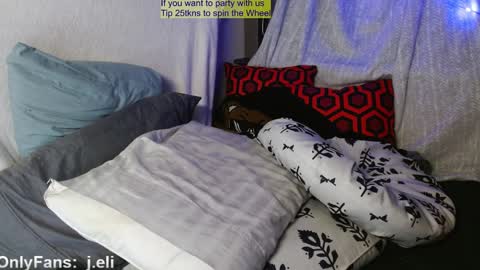 Snapshot of poppunk4life chatting on December 2024 06:33:02 AM Kyle online show from December 2024 06:33:02 AM