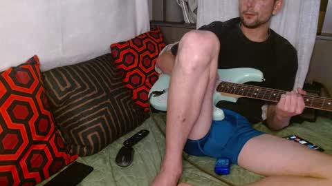 Snapshot of poppunk4life chatting on January 2025 10:40:01 AM Kyle online show from January 2025 10:40:01 AM