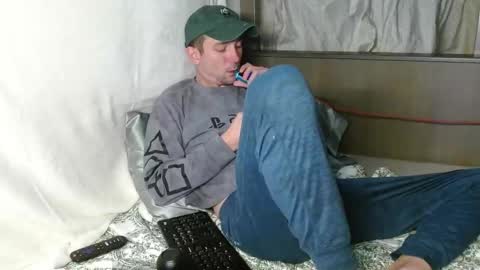 Snapshot of poppunk4life chatting on February 2025 06:26:02 AM Kyle online show from February 2025 06:26:02 AM