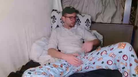 Snapshot of poppunk4life chatting on March 2025 10:37:01 AM Kyle online show from March 2025 10:37:01 AM