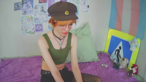 poppyfluffy online show from March 2026 05:59:02 AM