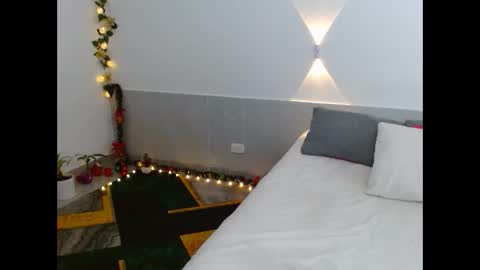 porcelainlux online show from December 2025 01:24:02 AM