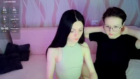 Snapshot of pornostendup chatting on March 2025 09:15:01 PM Ana and Tati online show from March 2025 09:15:01 PM