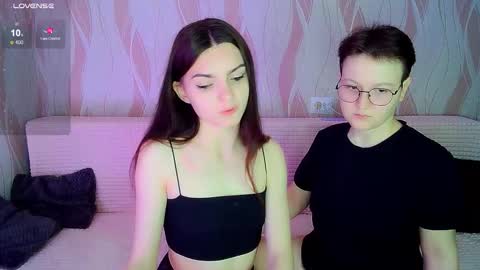 Ana and Tati online show from October 2025 08:08:02 PM