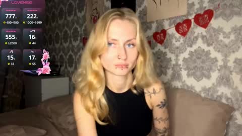  HERES SILVIA AND OlIVIA  WELCOME EVERYONE LOVENSE DOMI REACT TO YOUR TIPS LETS MAKE A GREAT SHOW TOGETHER  online show from October 2025 03:10:02 PM