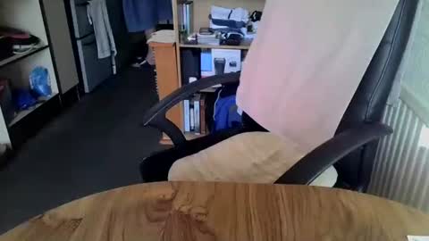 poshman65 online show from September 2025 08:49:01 AM