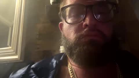 Snapshot of poundsquad305 chatting on October 2025 02:34:02 AM poundsquad305 online show from October 2025 02:34:02 AM