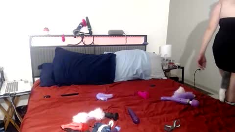 poundthatpussy4me online show from April 2026 07:55:01 AM