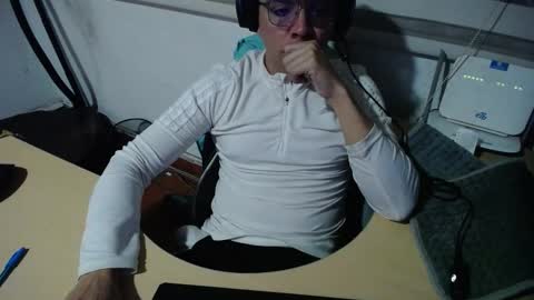 powerfulzeus2 online show from November 2025 02:48:02 AM