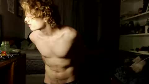 Snapshot of powertopbottom chatting on October 2025 07:56:01 AM PowerSwitch online show from October 2025 07:56:01 AM