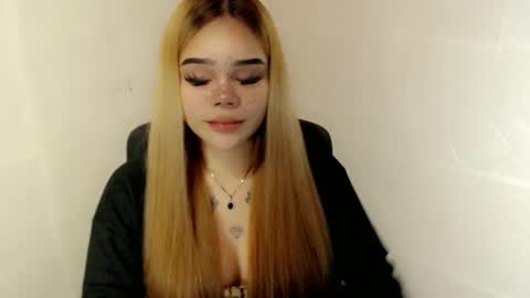 MAXXINE online show from December 2025 05:59:02 AM