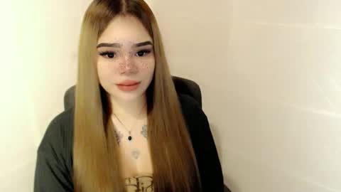 MAXXINE online show from February 2026 06:46:01 AM