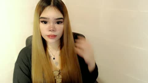 Snapshot of preciousangel69xxx chatting on May 2026 03:04:02 AM MAXXINE online show from May 2026 03:04:02 AM