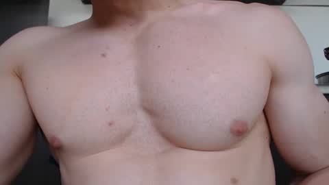 JUAN online show from October 2025 07:33:02 PM