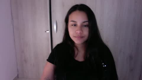 Snapshot of preggo_fantasy chatting on November 2025 04:22:02 AM preggo_fantasy online show from November 2025 04:22:02 AM