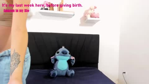 Snapshot of pregnant_sweet1 chatting on January 2025 11:20:02 AM Angelly online show from January 2025 11:20:02 AM