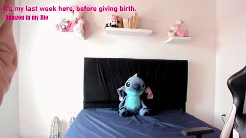 Snapshot of pregnant_sweet1 chatting on January 2025 05:58:01 PM Angelly online show from January 2025 05:58:01 PM