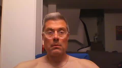 Snapshot of prendimisubito chatting on June 2026 01:17:02 AM prendimisubito online show from June 2026 01:17:02 AM